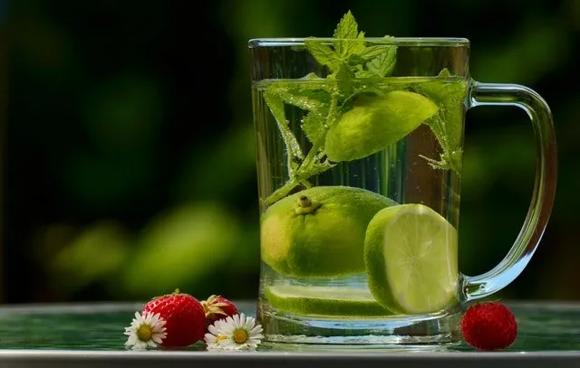 Lee más sobre el artículo ¿Te atacó la sed? … mira bebidas para calmarla!