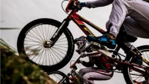 Lee más sobre el artículo Te gusta el deporte? … las frutas pueden ayudarte!